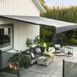 Terrassmarkis med vev